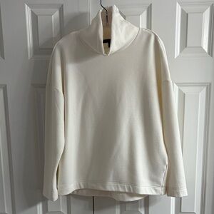 Banana Republic Factory Turtleneck Sweatshirt/Top. Cream. Sz S. Barely worn!